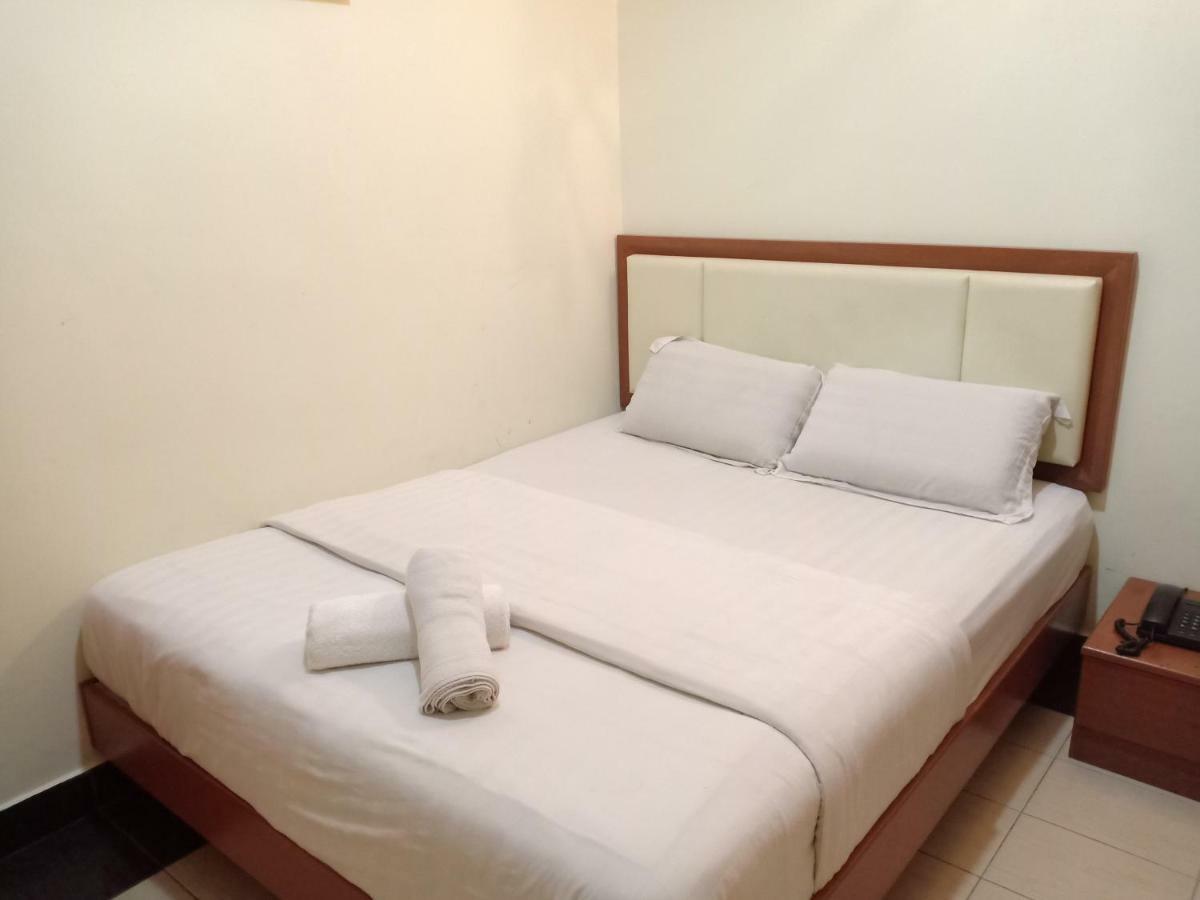 Tc Inn Business Hotel @ Seri Kembangan Esterno foto