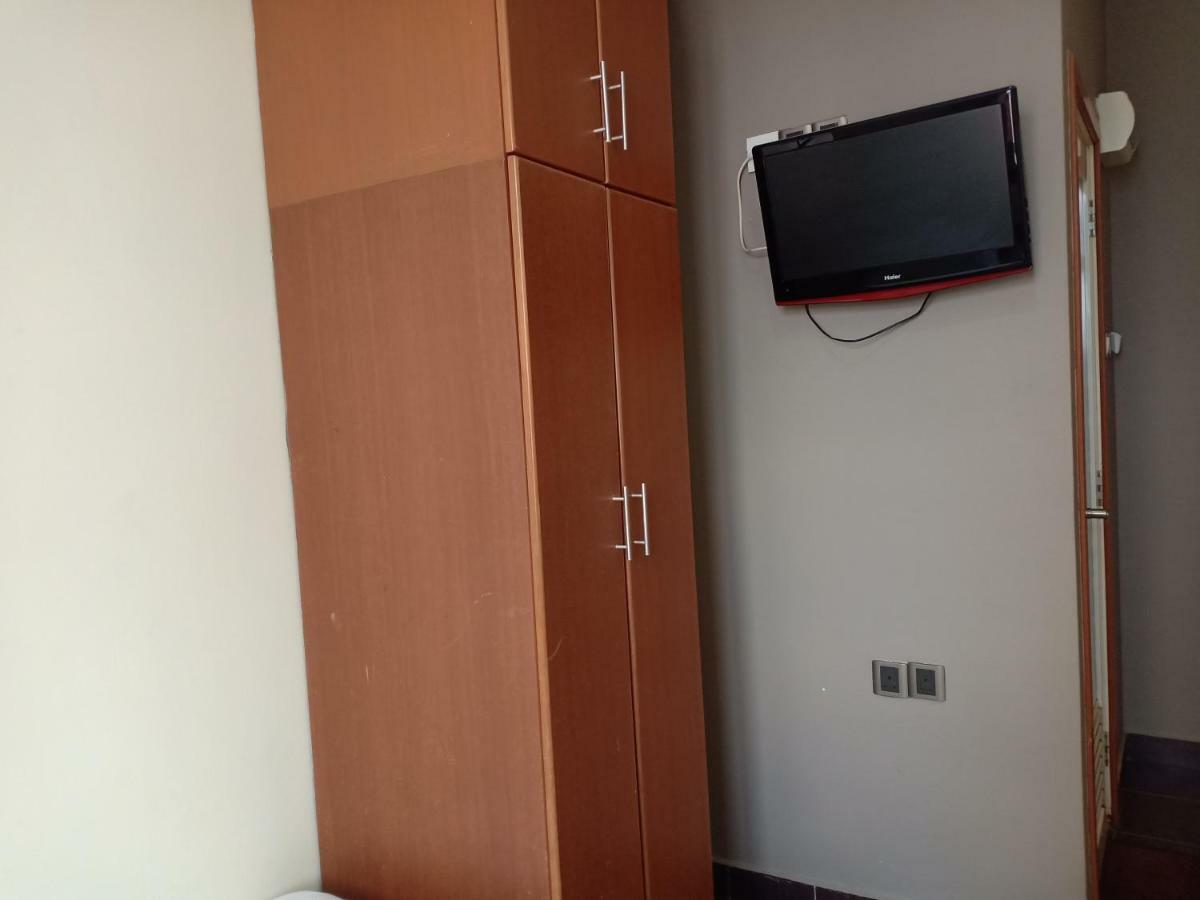 Tc Inn Business Hotel @ Seri Kembangan Esterno foto