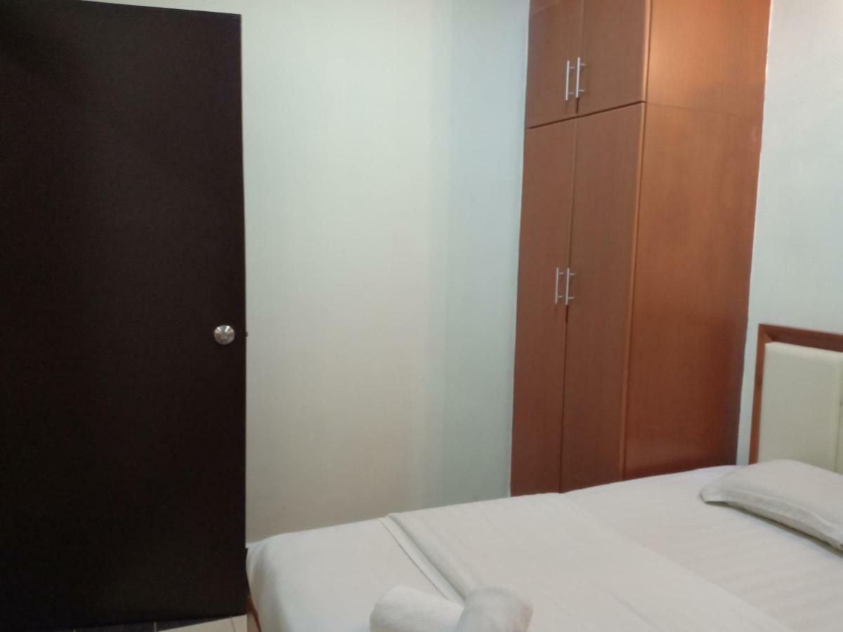 Tc Inn Business Hotel @ Seri Kembangan Esterno foto