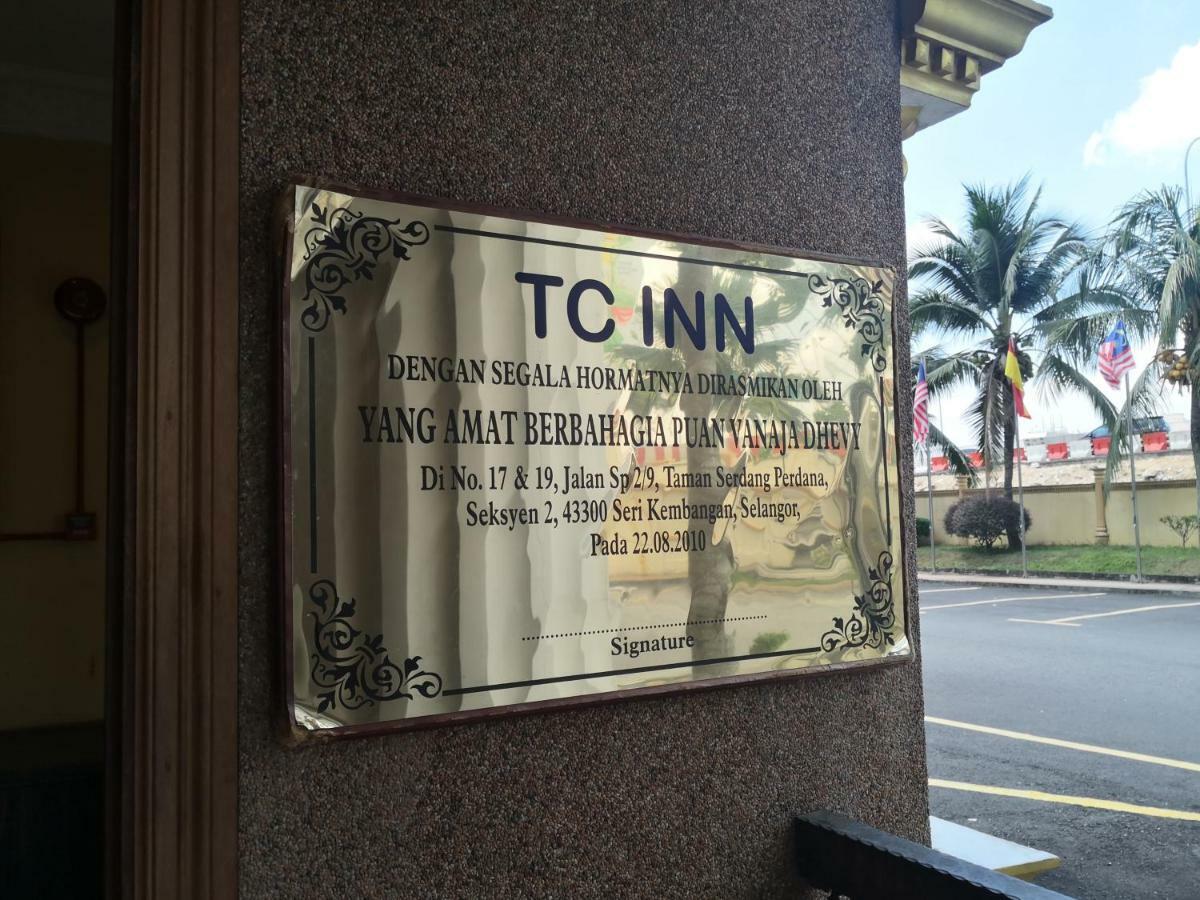 Tc Inn Business Hotel @ Seri Kembangan Esterno foto