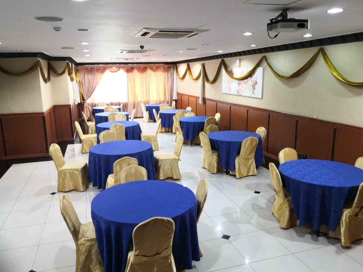 Tc Inn Business Hotel @ Seri Kembangan Esterno foto