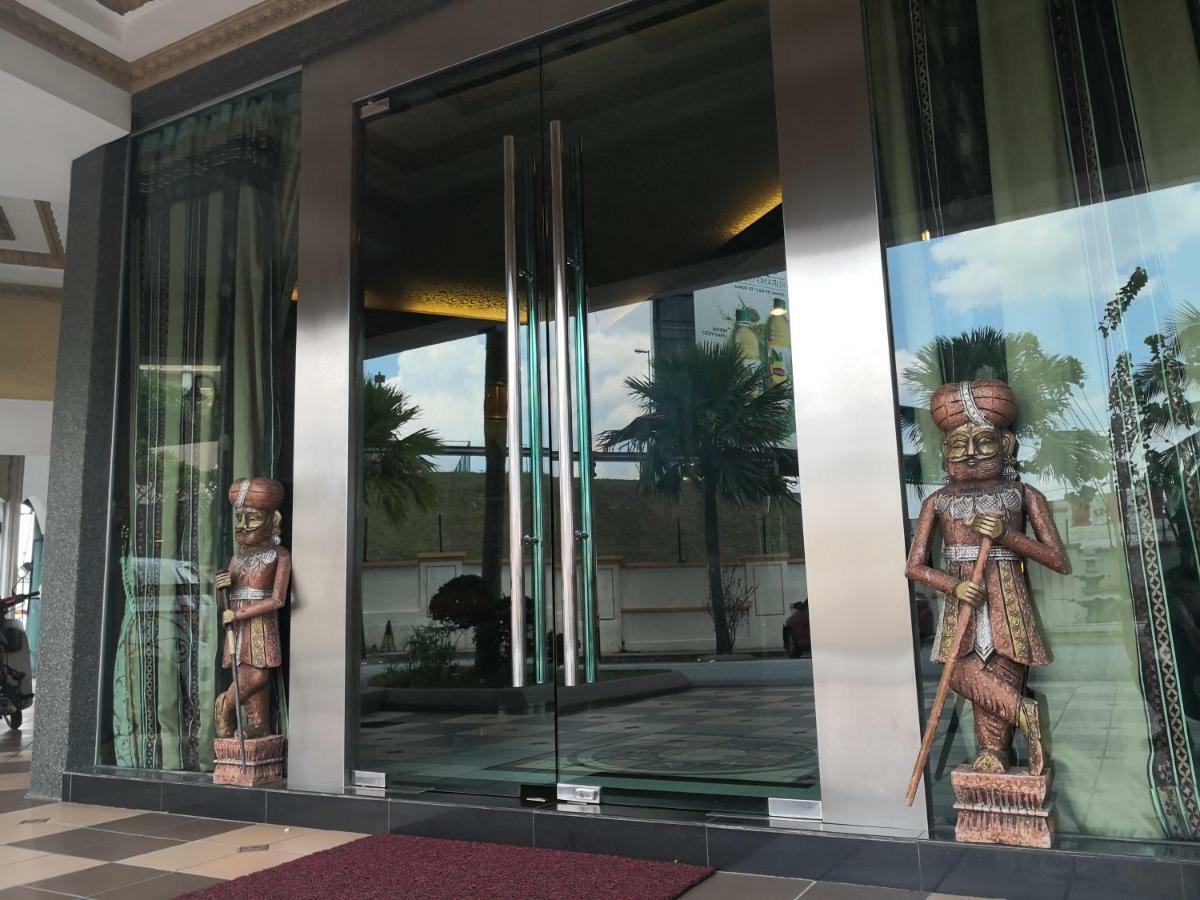 Tc Inn Business Hotel @ Seri Kembangan Esterno foto