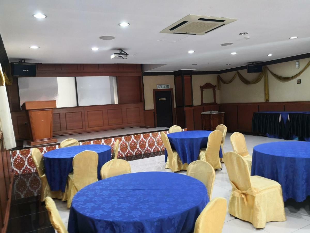 Tc Inn Business Hotel @ Seri Kembangan Esterno foto